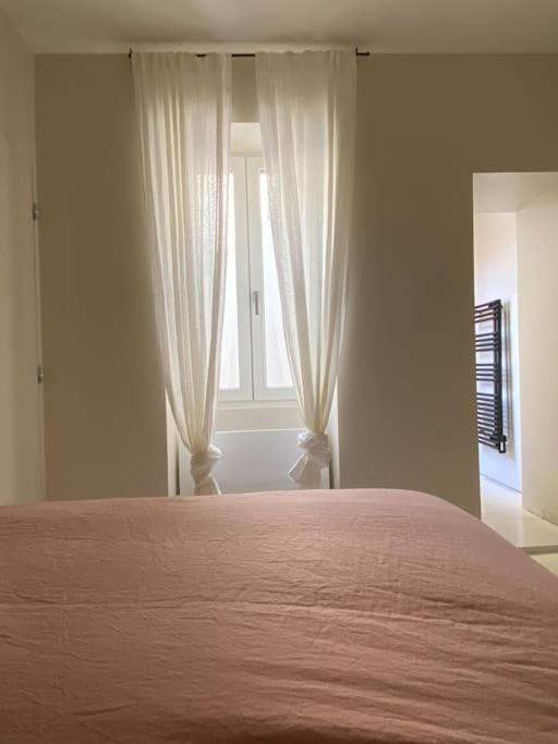 Welcoming, Lovely, Calm & Centrally Located Flat Dijon Buitenkant foto